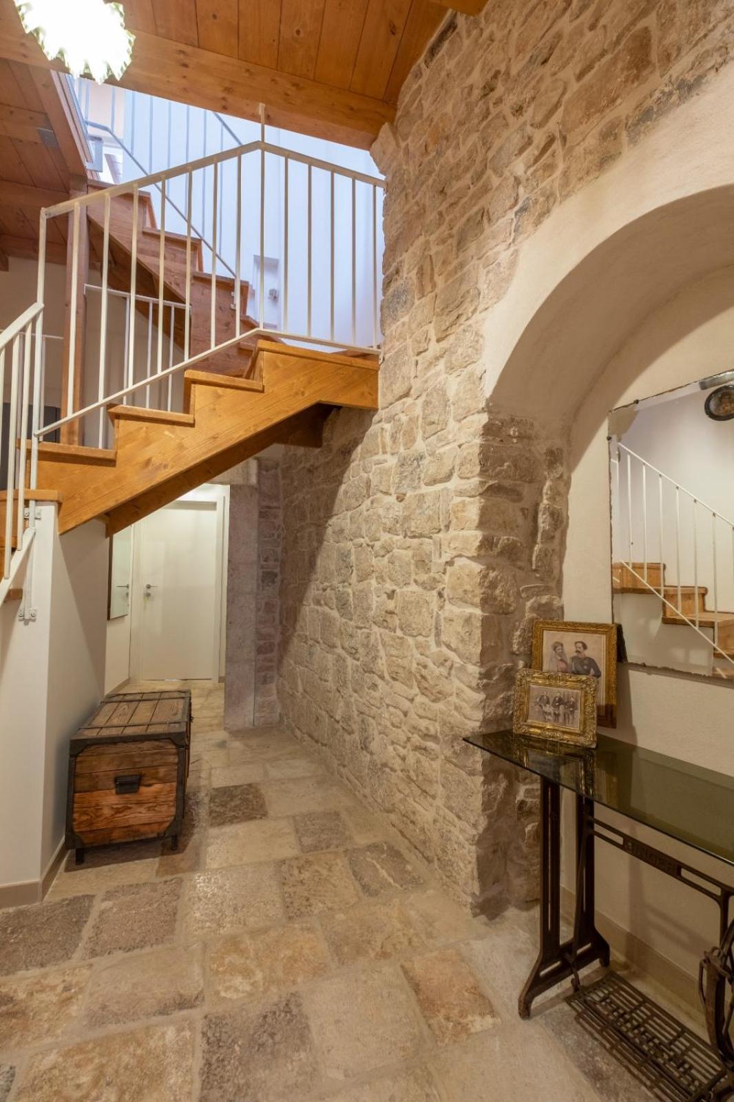 מלון Bitetto Palazzo Rizzi Dimora Dei Templari מראה חיצוני תמונה