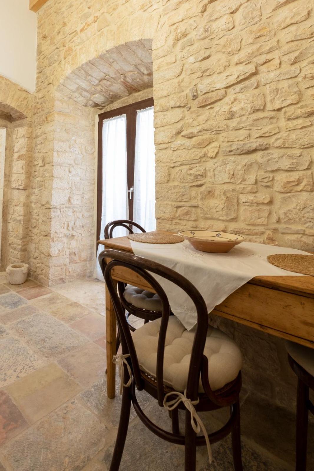 מלון Bitetto Palazzo Rizzi Dimora Dei Templari מראה חיצוני תמונה