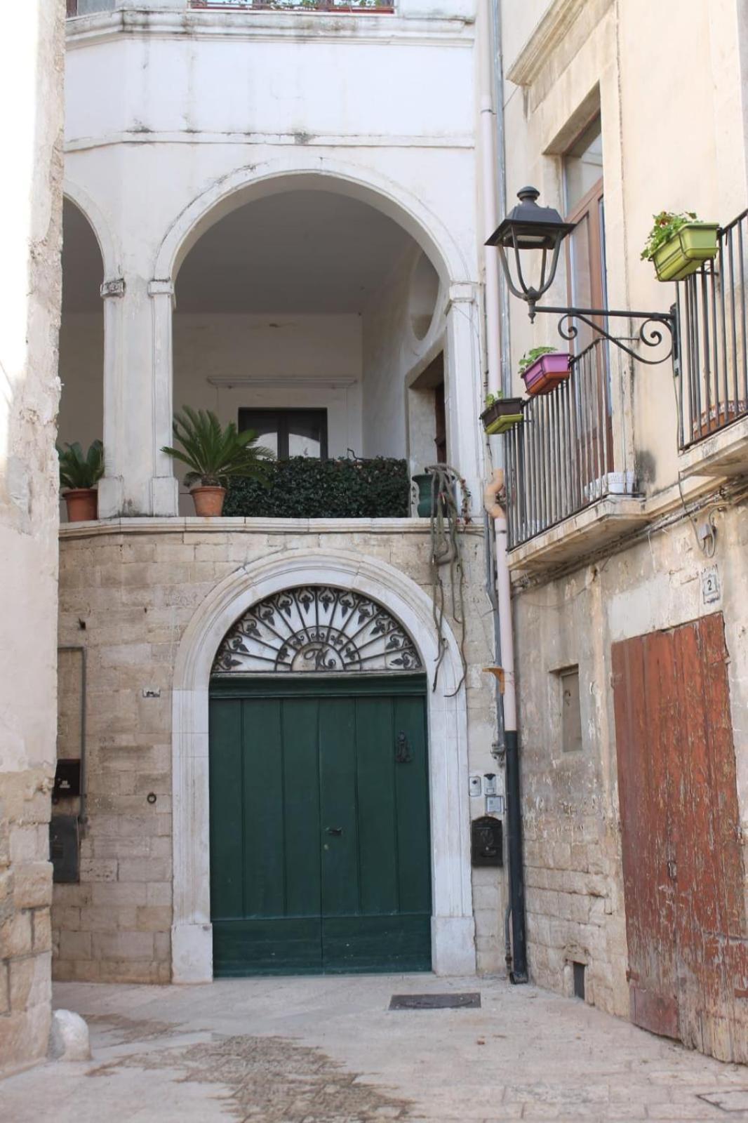 מלון Bitetto Palazzo Rizzi Dimora Dei Templari מראה חיצוני תמונה